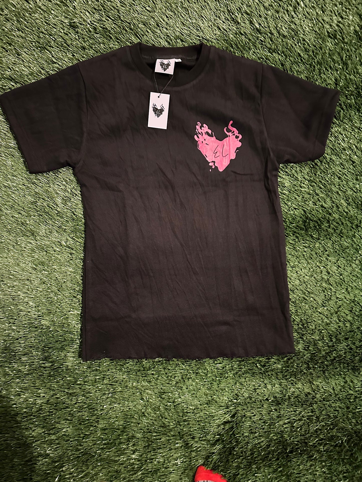 (BLACK & PINK) EXOTIC LOVE T-SHIRT