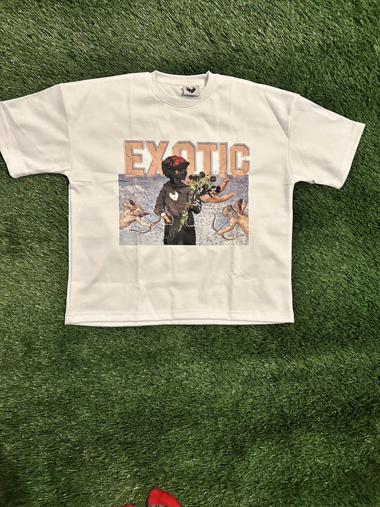 (WHITE ACCEPT MY FLOWERS OF LOVE BOXY TEE)